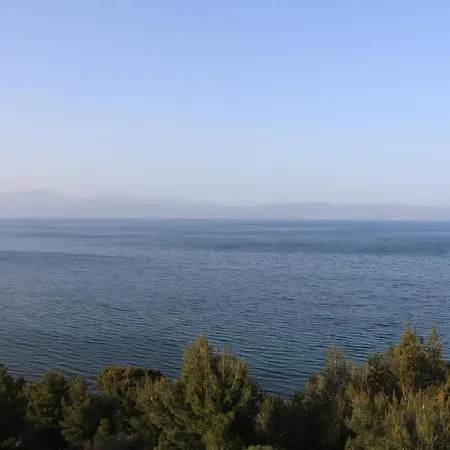 Lejlighed Eftychia's Sea View